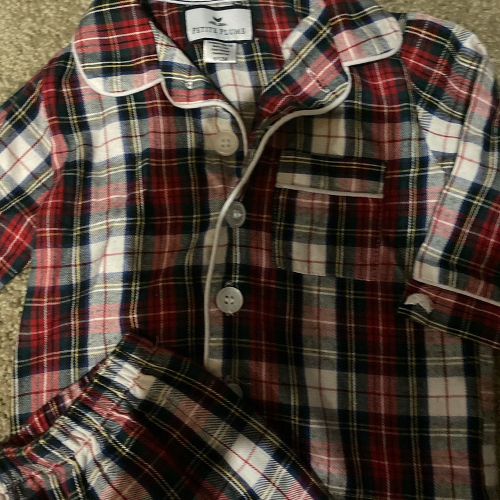 Boys holiday pajama set. Like new.